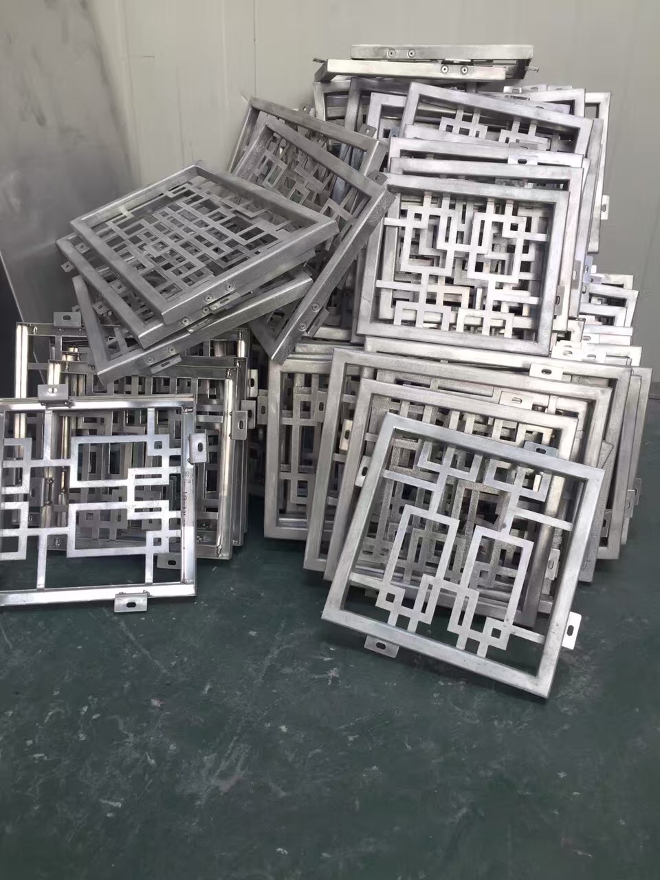 铝合金格栅焊接的费用 铝合金格栅焊接的费用高吗