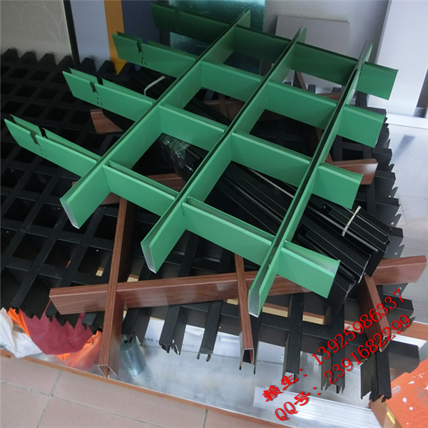 铝合金格栅安装动画 铝合金格栅安装多少钱一平方