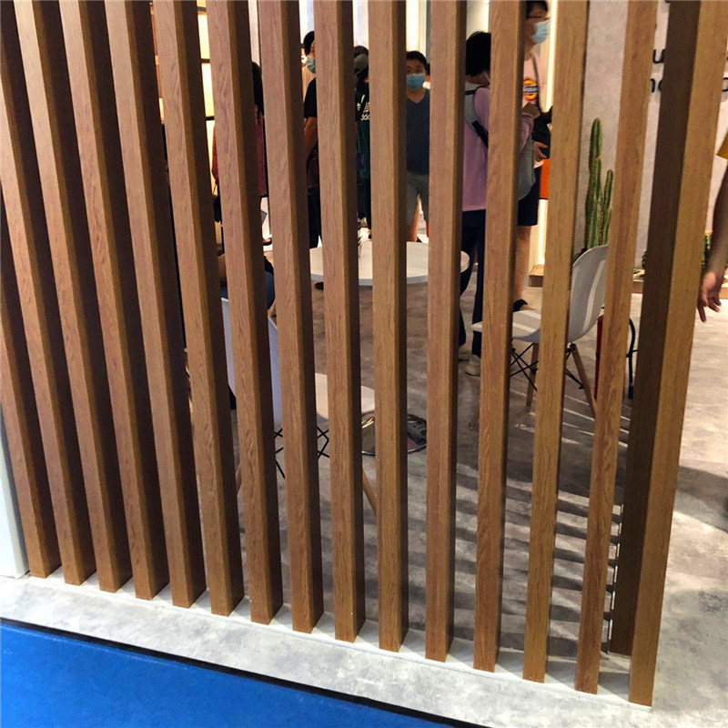 东莞市仿木纹铝合金格栅 东莞市仿木纹铝合金格栅生产厂家